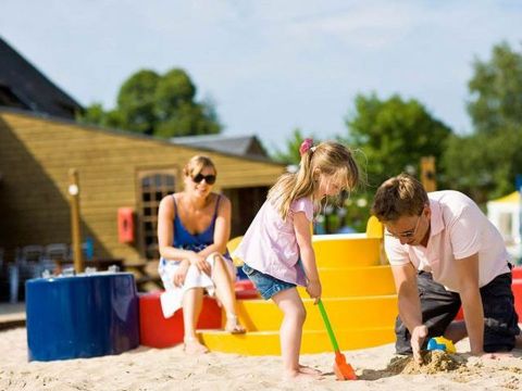 Tour Opérateurs et particuliers sur Camping Domaine de Litteau - Funpass non inclus - Camping Calvados